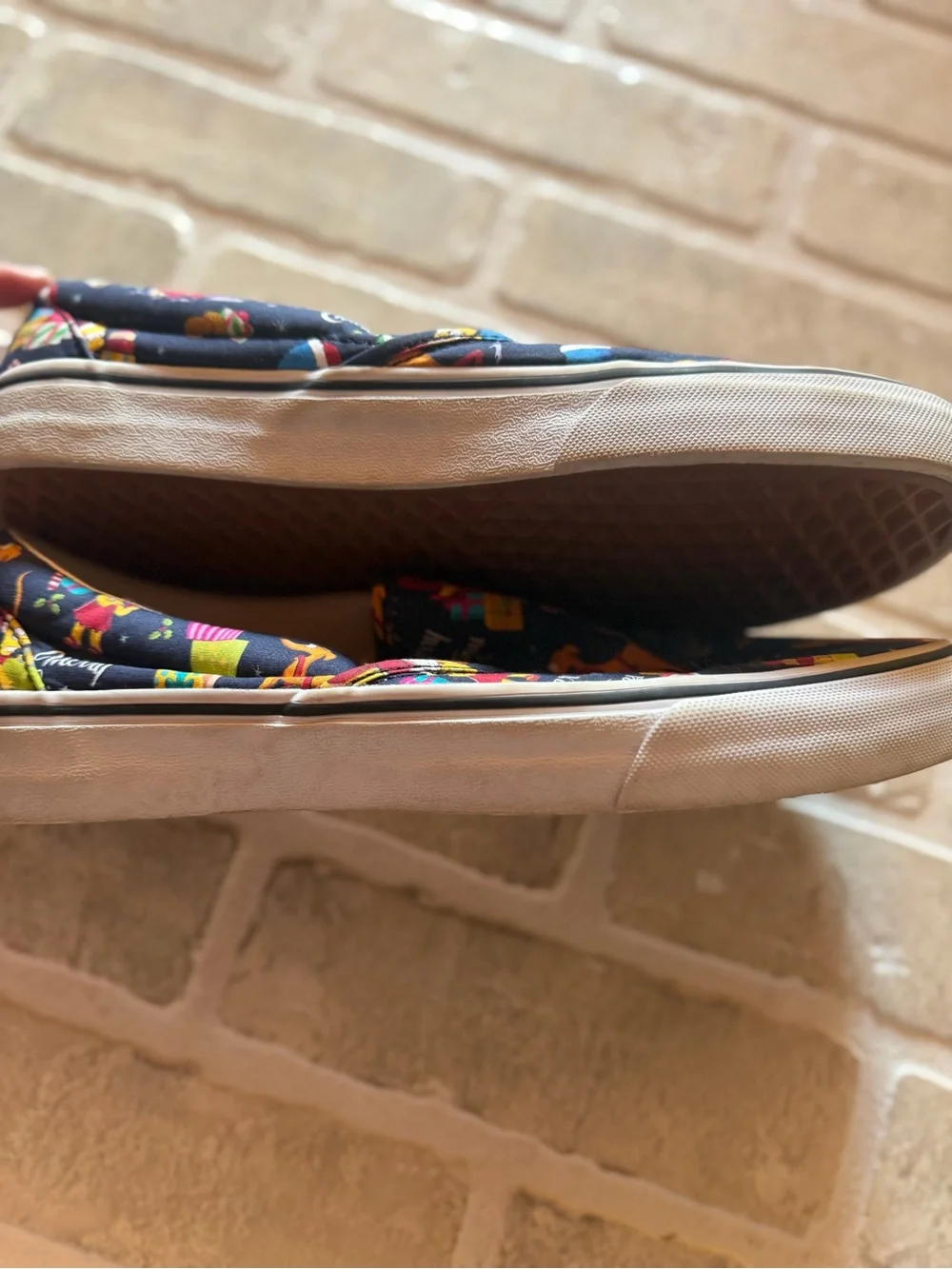 Vans Mens Slip-On Sneakers - Black with Multicolor Christmas Print
